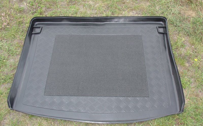 thumbnail image 2 of OPPL Basic Pure Boot Liner For VW Passat Variant B6 Estate 2005-2011 – Black, Waterproof, Rollable 2 of 5