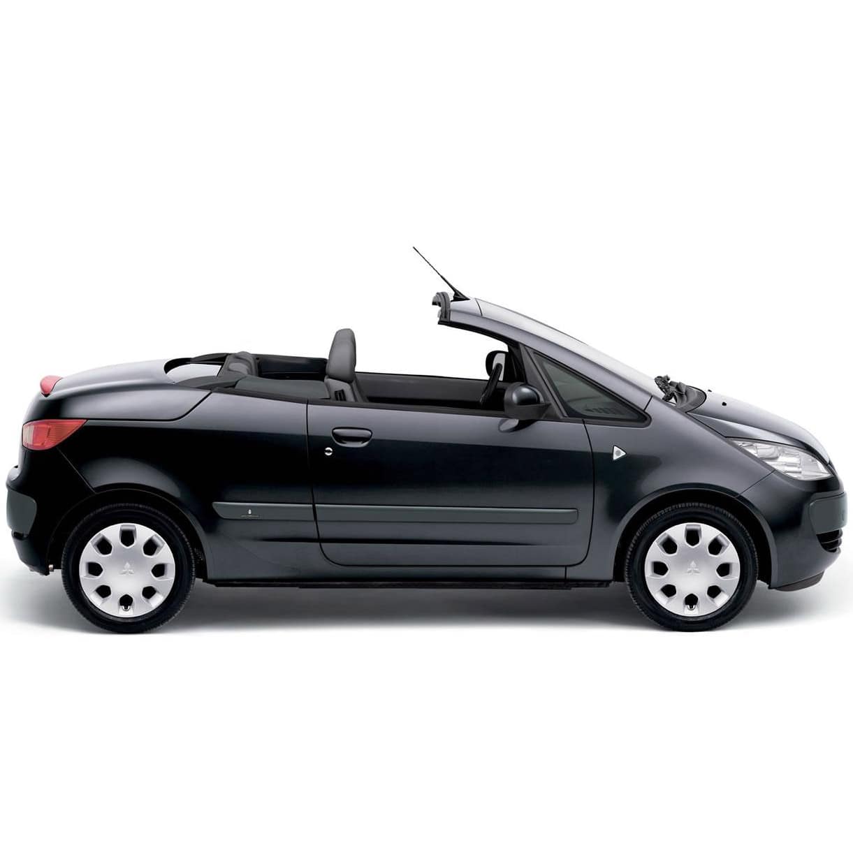 Mitsubishi colt clearance floor mats